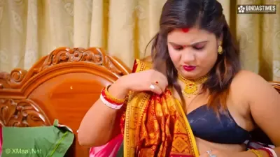 Desi Bihari Busty Lady Fucked by Two Servants Together ( Hindi Audio )